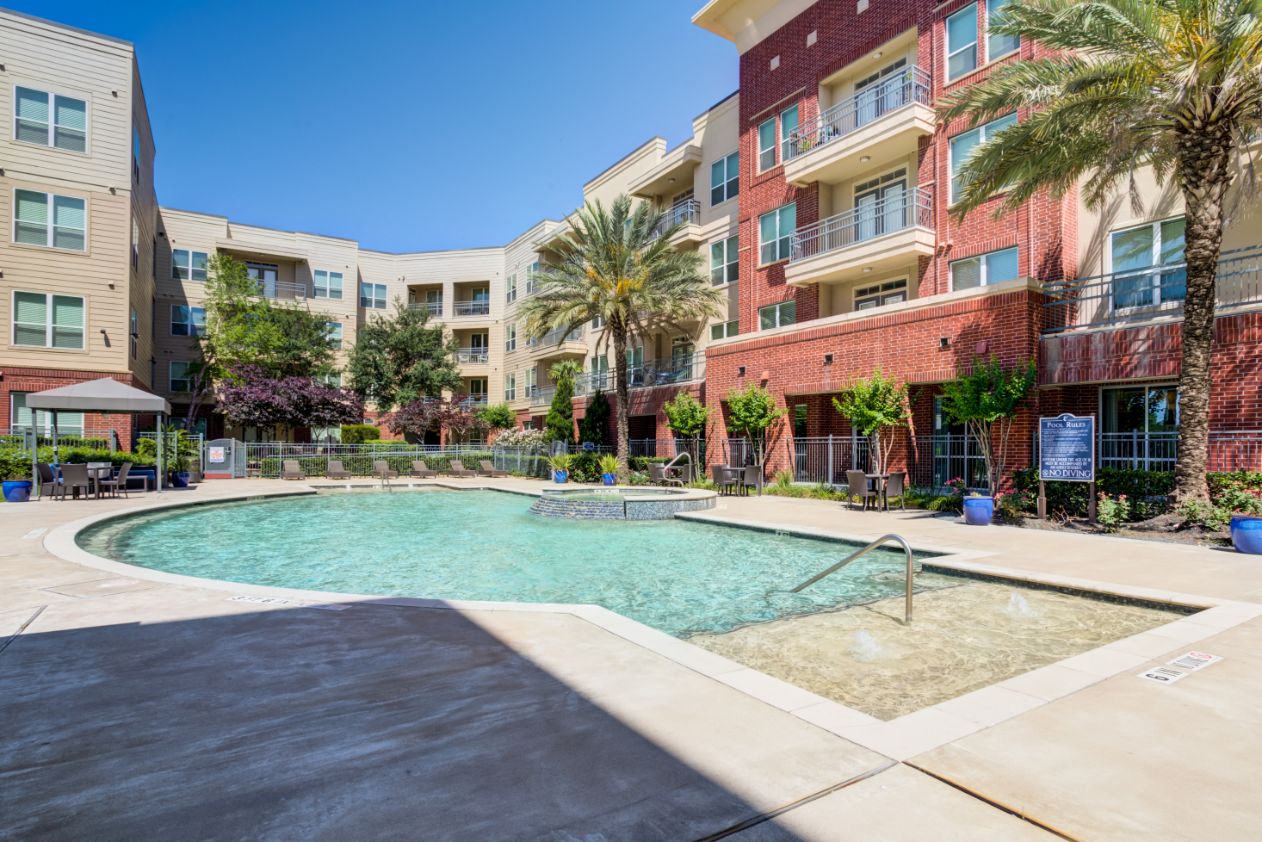 ARIUM City Lake Apartments, 8877 Lakes at 610 DrIve, Houston, TX RENTCafé